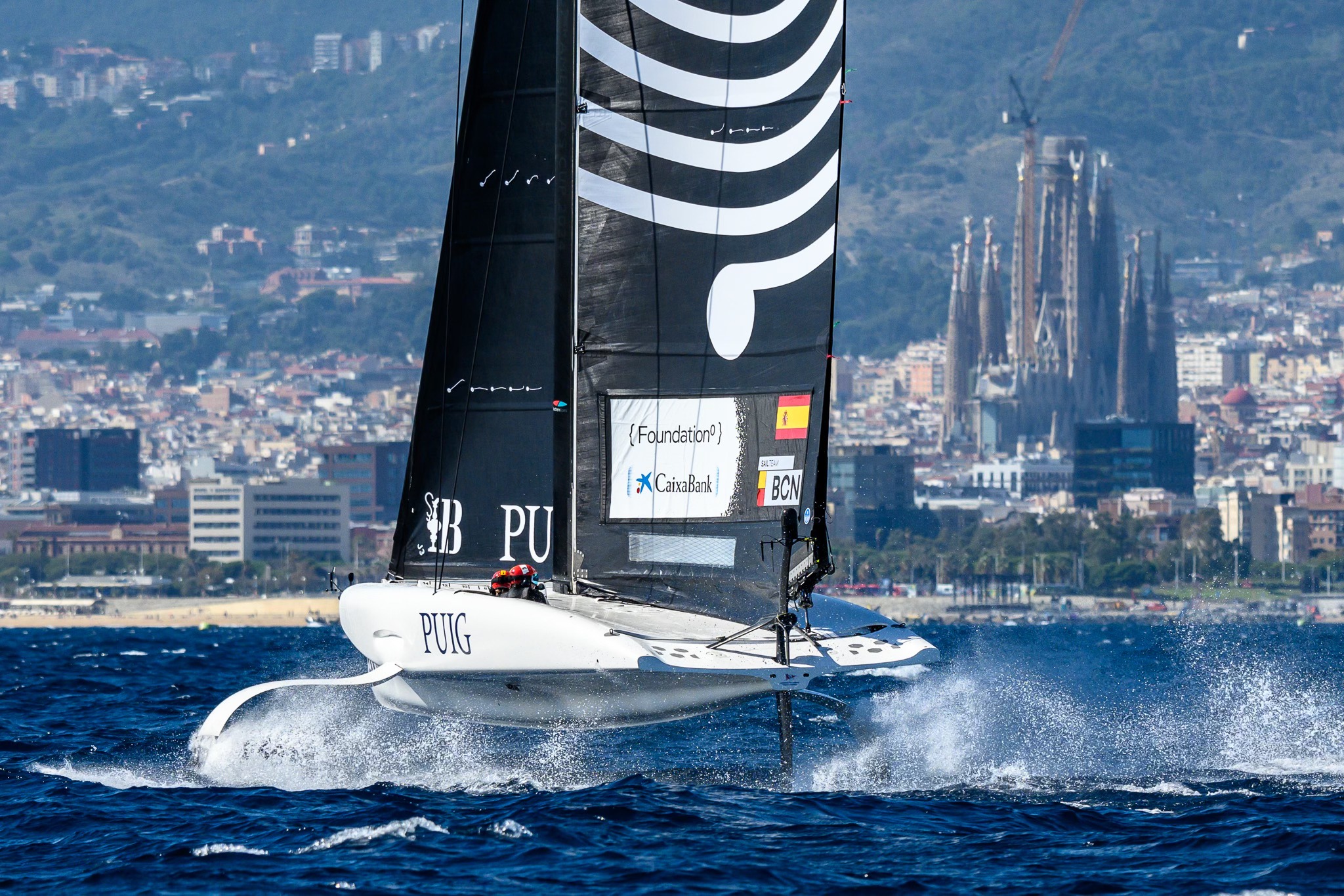 El Sail Team BCN es el único equipo sin AC40 que se ha metido en semifinales de jóvenes y mujeres